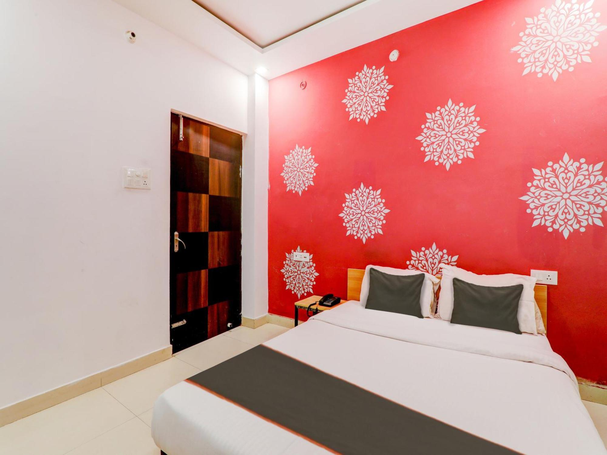 Super Collection O Kiara Guest House Lucknow Ngoại thất bức ảnh